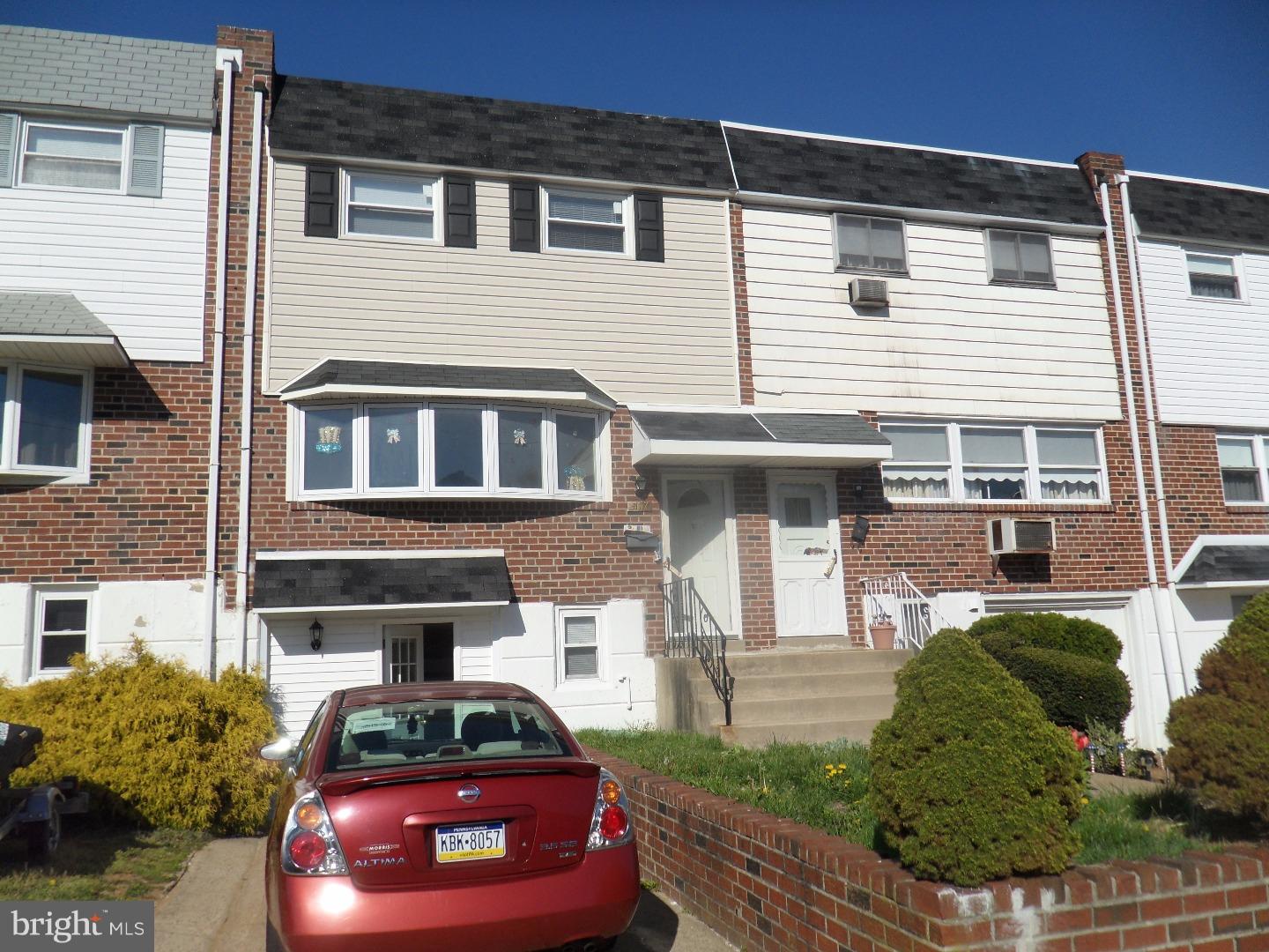 3117 Derry Road Philadelphia, PA 19154 - Photo 1 of 15 Exterior Front