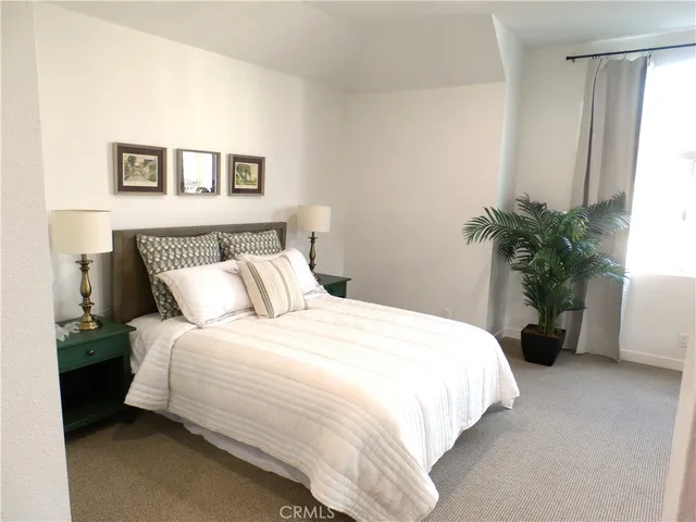 $988,000 | 515 Orange Grove Place, Pasadena, CA 91103