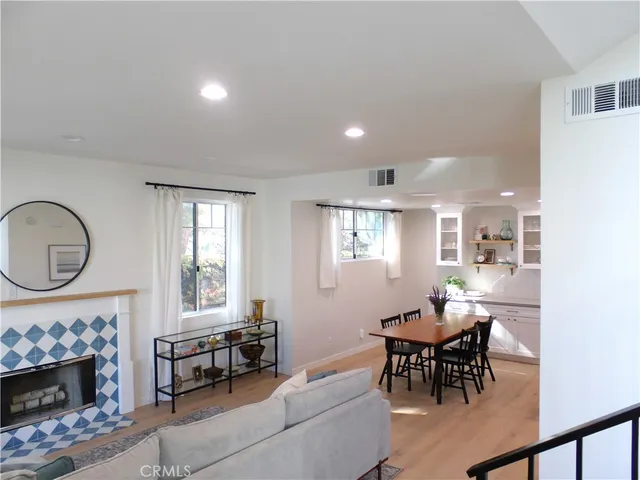 $988,000 | 515 Orange Grove Place, Pasadena, CA 91103