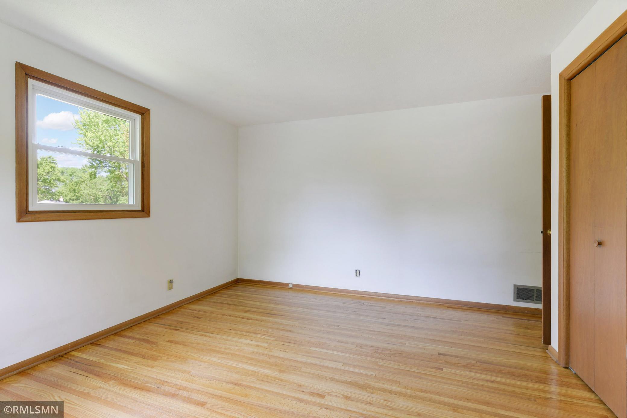 2603 Roth Place White Bear Lake, MN 55110 - Photo 16 of 27 Gallery Image 16