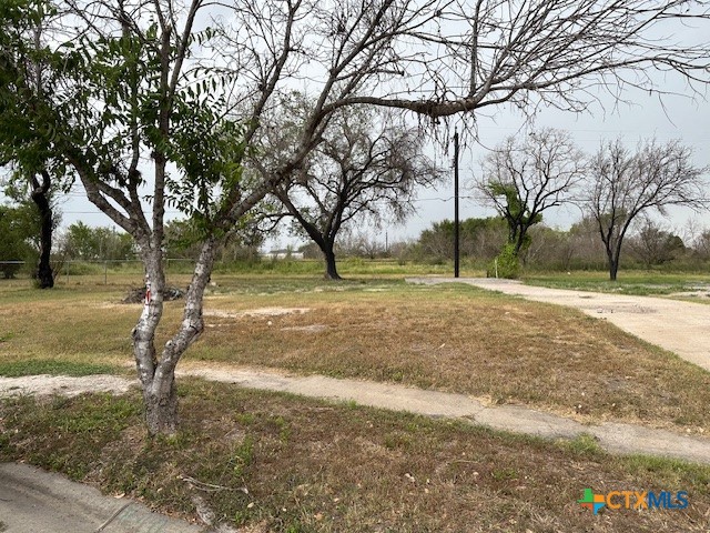 840 Hamilton Street Sinton, TX 78387 - Photo 4 of 9