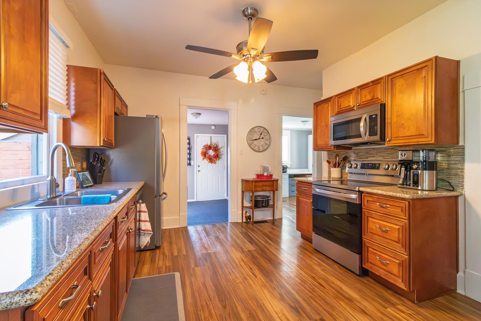 2219 West Maxwell Avenue Spokane, WA 99201 - Photo 8 of 30