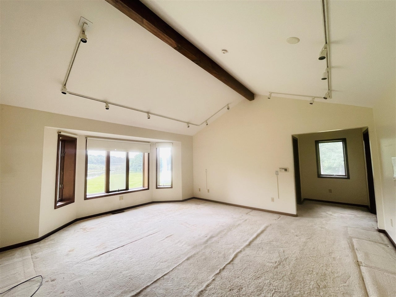 4635 South Jackson Road Jackson, MI 49201 - Photo 14 of 28 Gallery Image 14