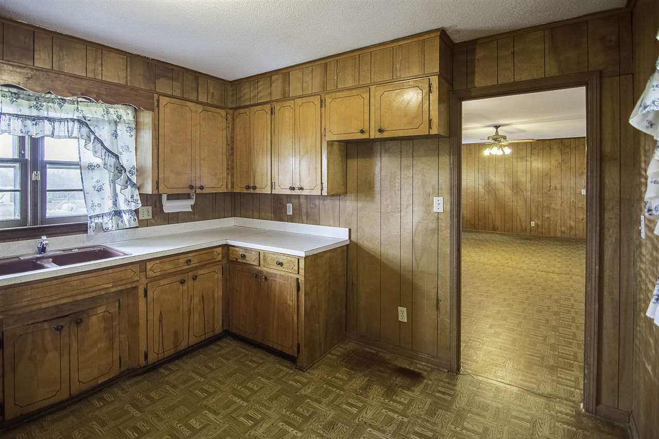 305 Smith Wall Road Chesnee, SC 29323 - Photo 8 of 30