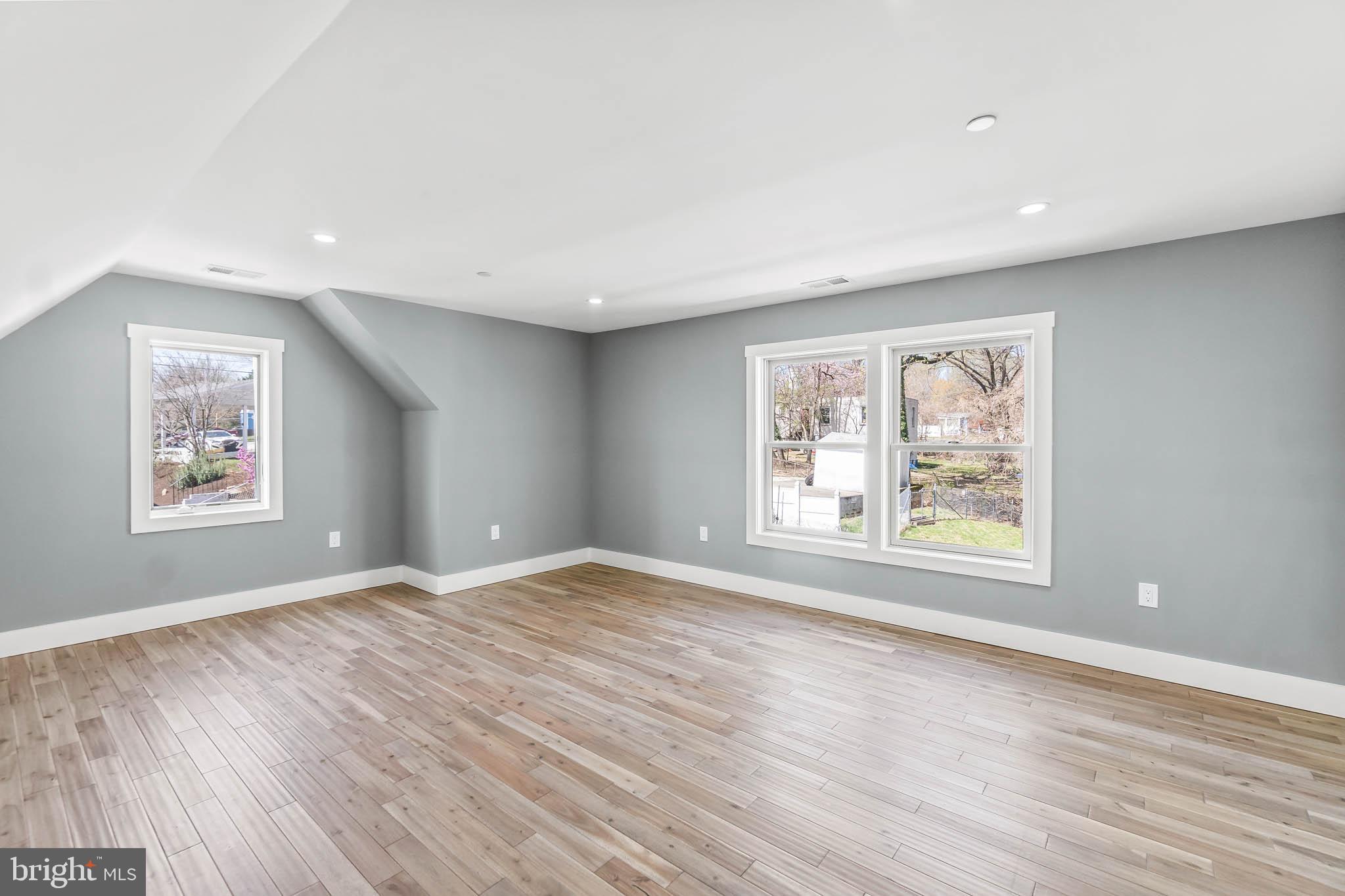 204 Geneva Avenue Silver Spring, MD 20910 - Photo 29 of 62 Private MBR sanctuary on upper level!