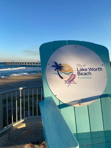 $925,000 | 1123 North Lakeside Drive, Lake Worth Beach, FL 33460