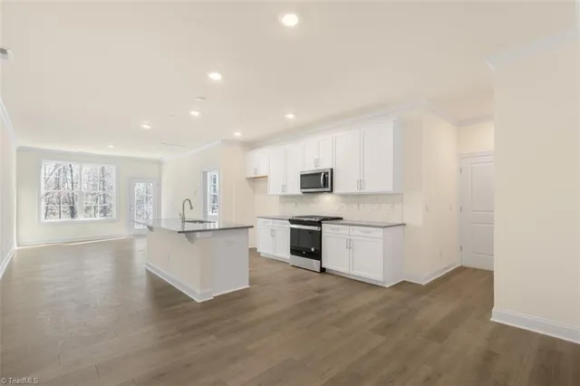 $390,418 | 122 Lemongrass Lane, Advance, NC 27006