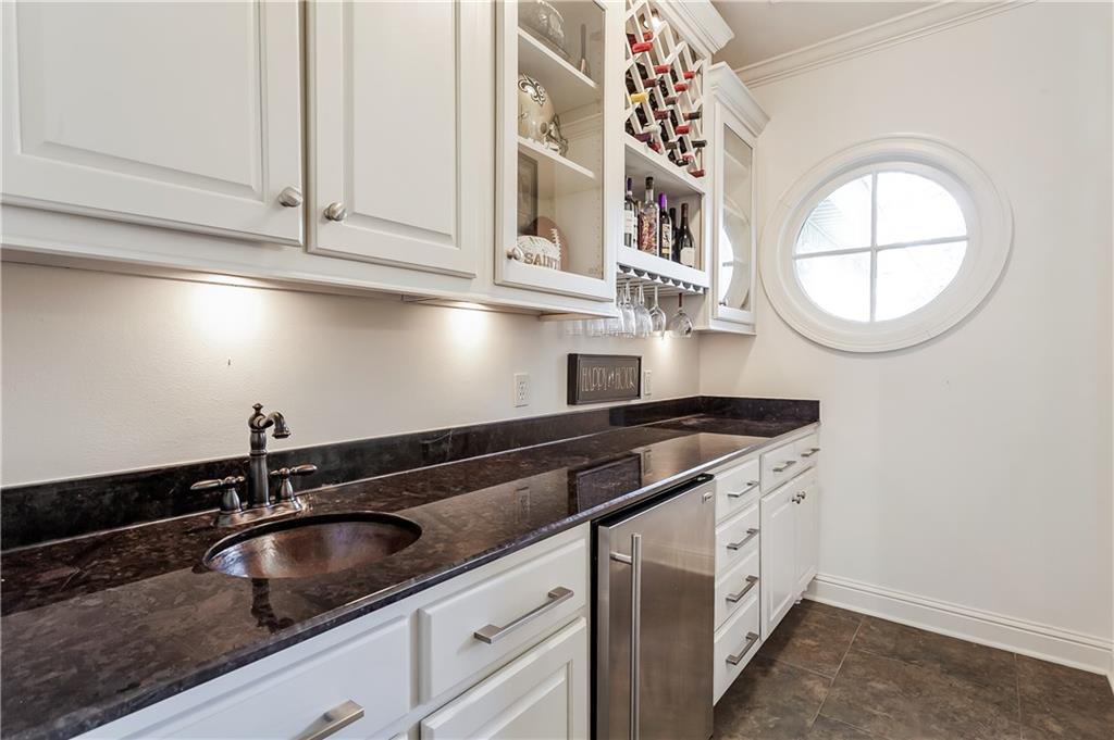 1350 Rue Beauvais Mandeville, LA 70471 - Photo 5 of 25 Gallery Image 5