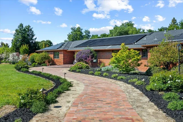 $4,799,888 | 20811 Norada Court, Saratoga, CA 95070