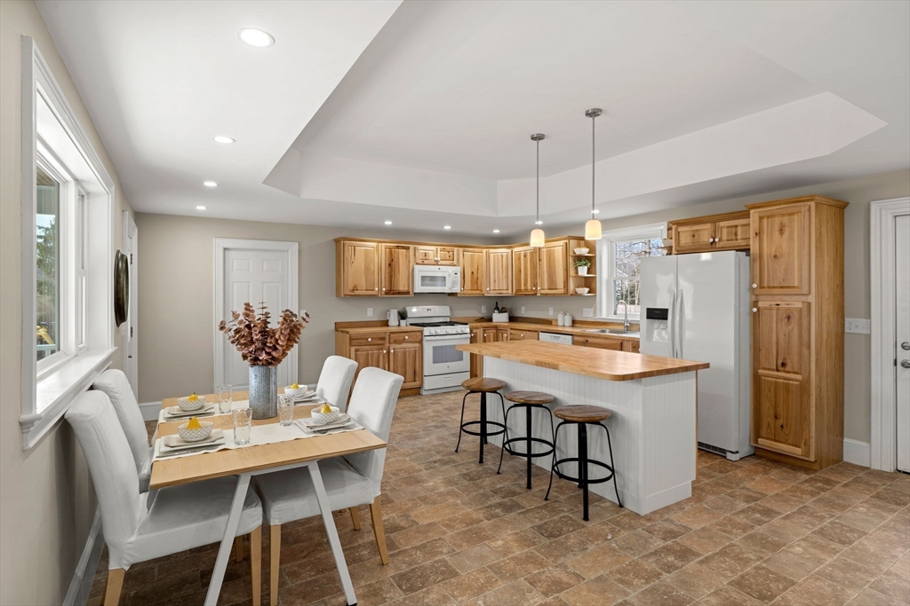 37 School Street Merrimac, MA 01860 - Photo 13 of 42