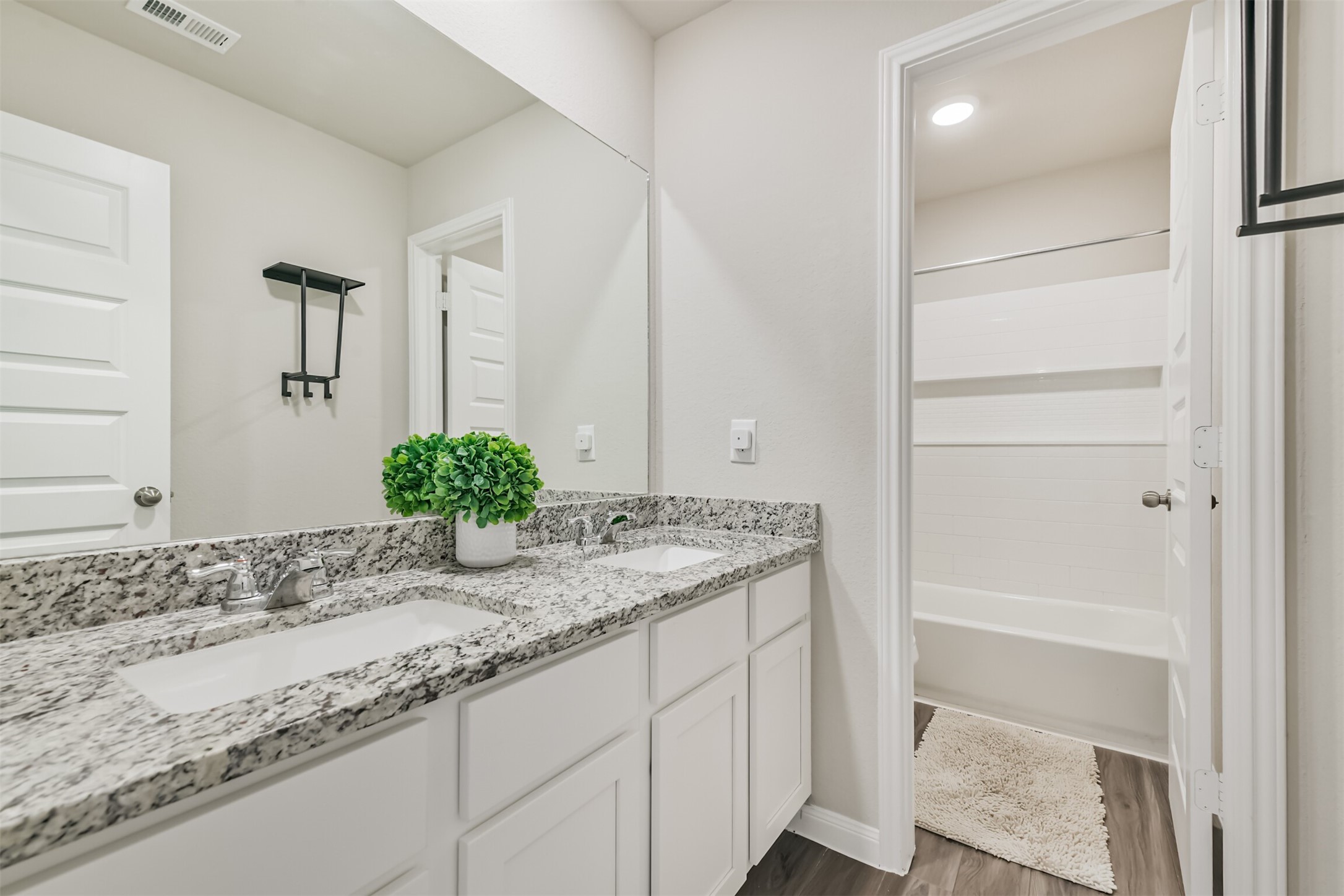 2424 Shellcracker Drive Conroe, TX 77384 - Photo 36 of 49