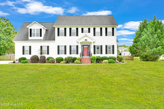 $429,500 | 965 Sunnyfield Drive, Greenville, NC 27858