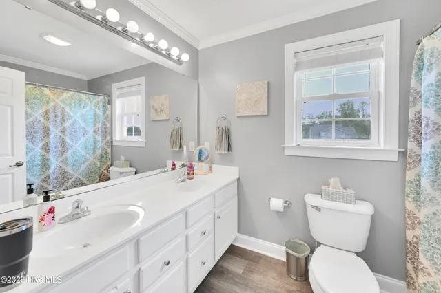 $429,500 | 965 Sunnyfield Drive, Greenville, NC 27858