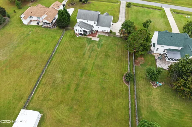 $429,500 | 965 Sunnyfield Drive, Greenville, NC 27858