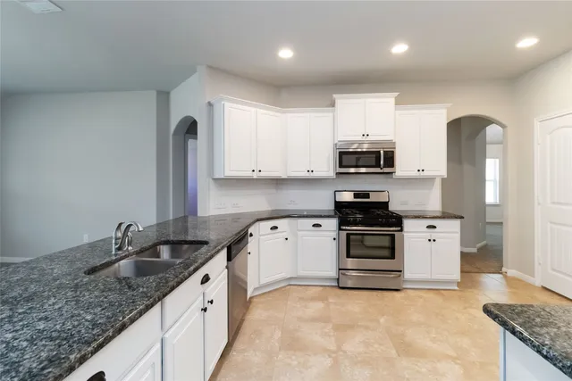 $404,900 | 513 Buttermilk Lane, Leander, TX 78641