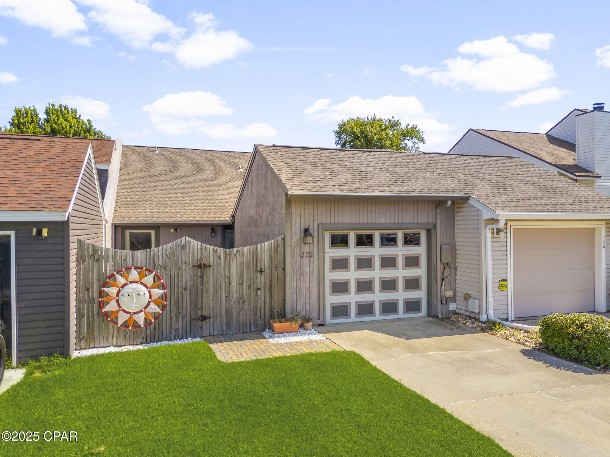 122 Ridgecrest Court Panama City, FL 32405 - Photo 2 of 28 Gallery Image 2