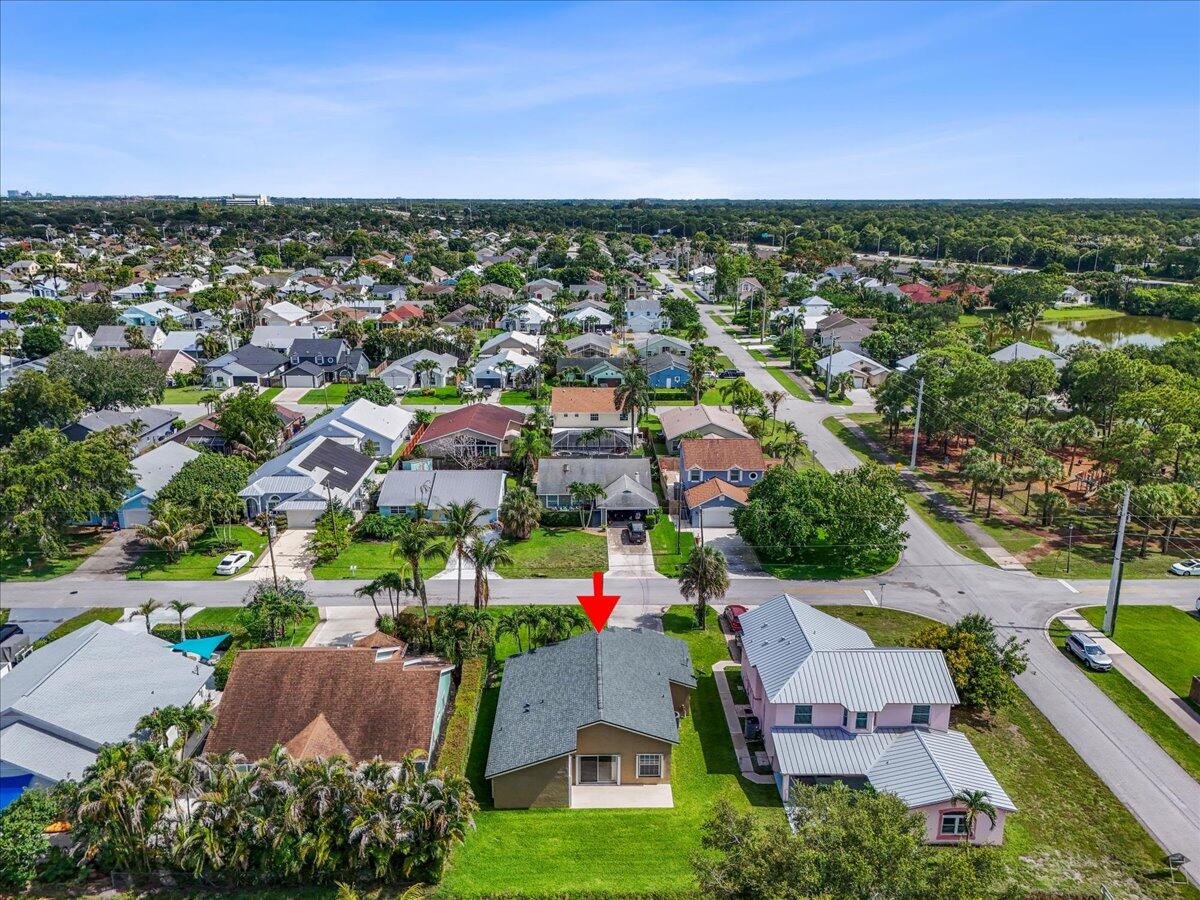 6397 Garrett Street Jupiter, FL 33458 - Photo 32 of 36 37-DJI_0034_D_DJI.jpg aw