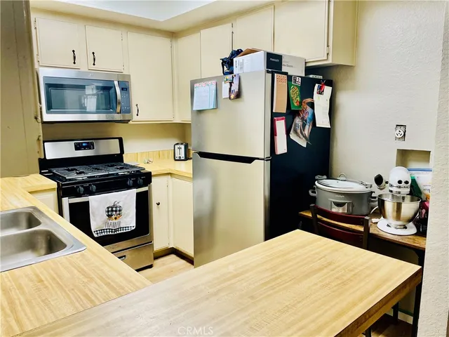 a view of bathroom with shower
