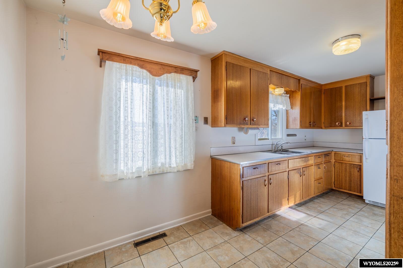 4387 Chalmers Street Casper, WY 82604 - Photo 11 of 18