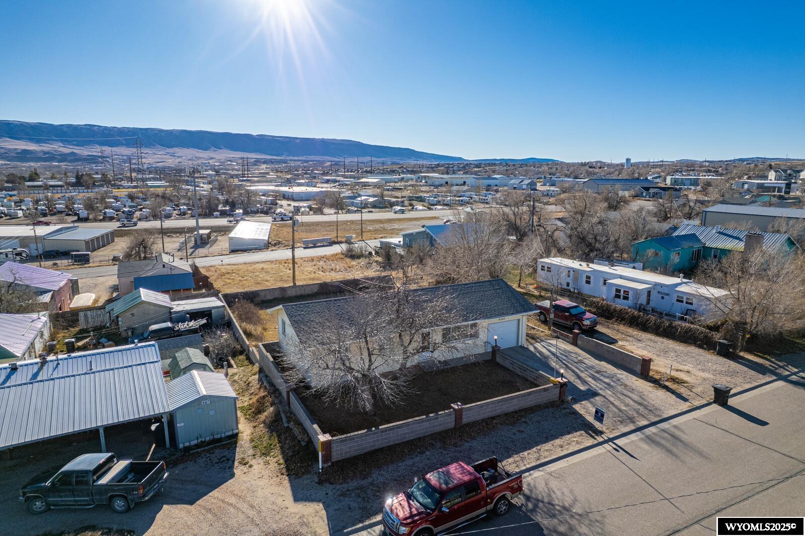 4387 Chalmers Street Casper, WY 82604 - Photo 3 of 18