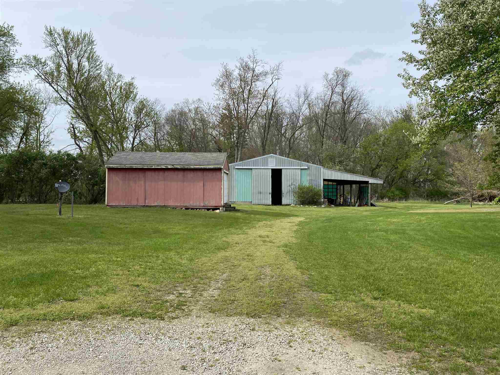 13852 West County Line Road Culver, IN 46511 - Photo 5 of 36