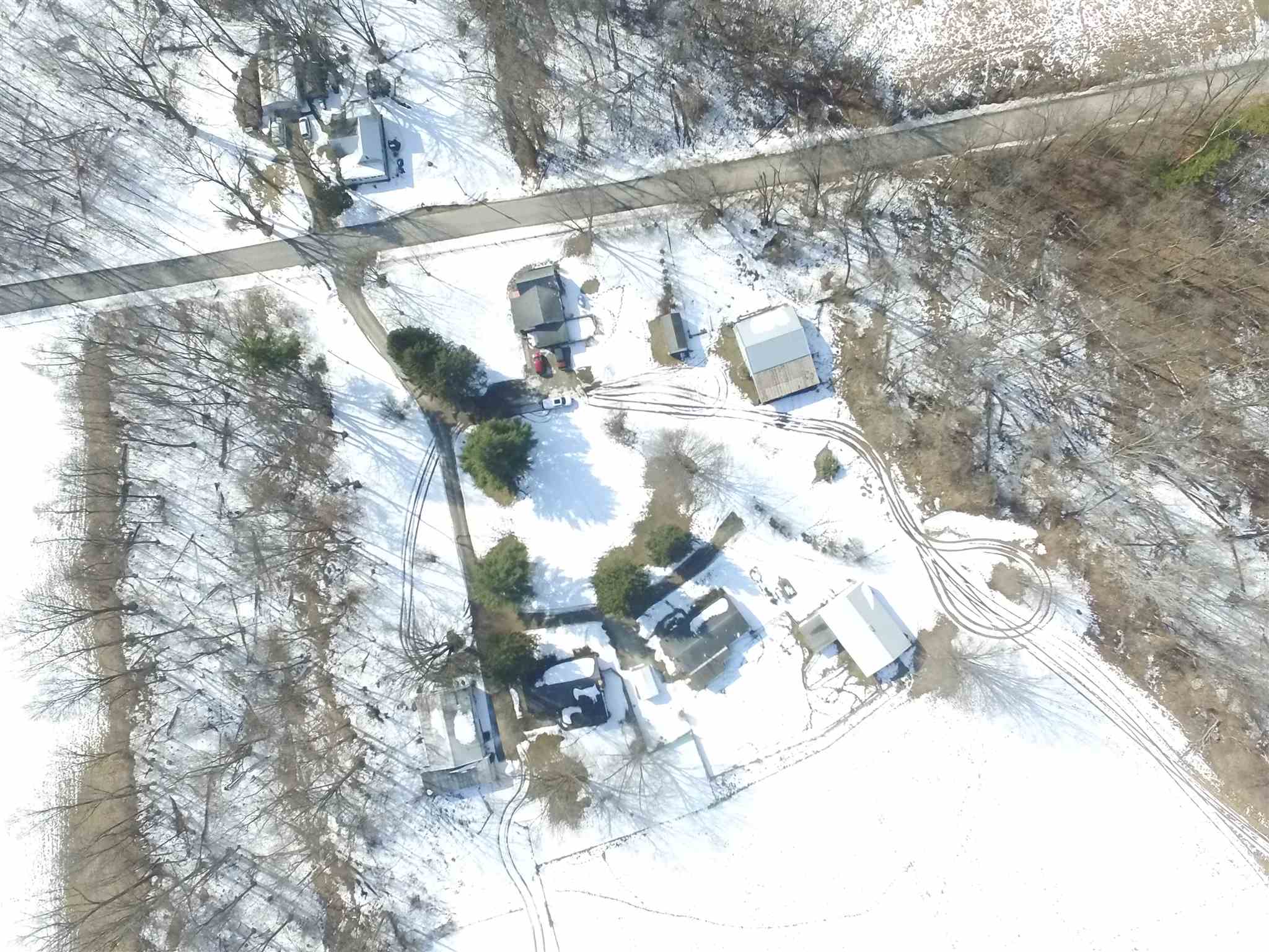 13852 West County Line Road Culver, IN 46511 - Photo 7 of 36