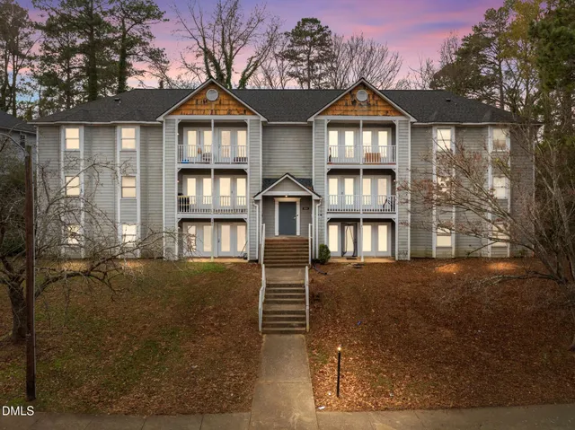 $160,000 | 1321-302 Park Glen Drive, Raleigh, NC 27610