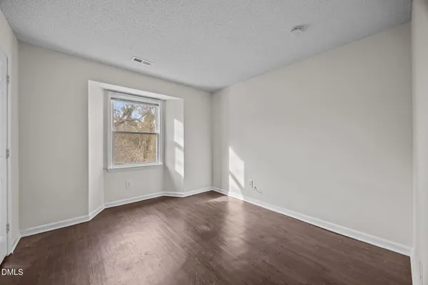 $145,000 | 1321-302 Park Glen Drive, Raleigh, NC 27610