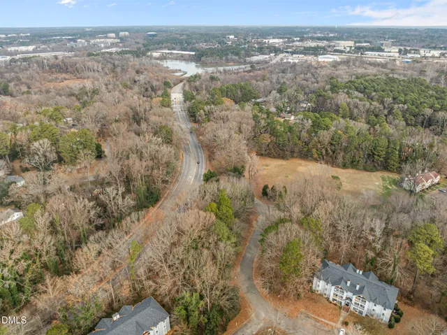 $160,000 | 1321-302 Park Glen Drive, Raleigh, NC 27610