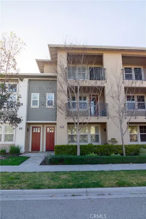 $4,750 | 402 Garonne Street, Oxnard, CA 93036