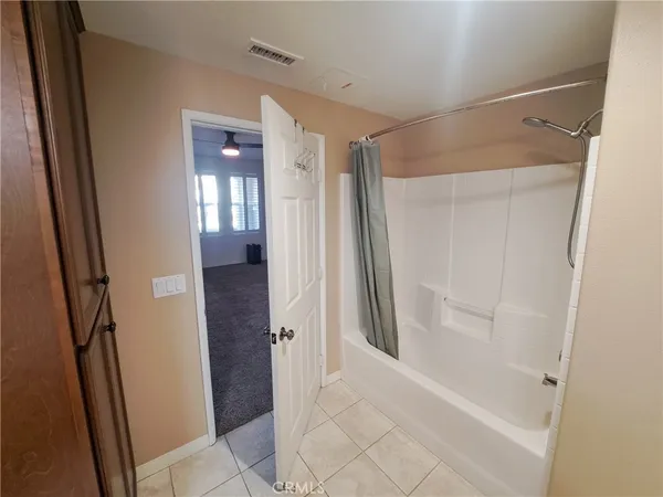 $4,750 | 402 Garonne Street, Oxnard, CA 93036