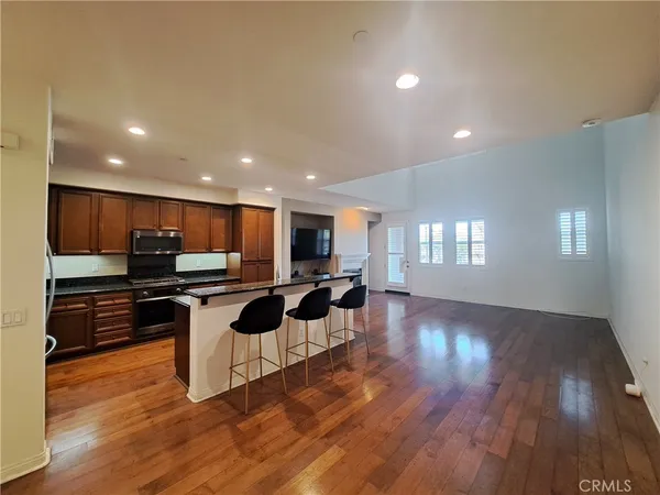 $4,750 | 402 Garonne Street, Oxnard, CA 93036