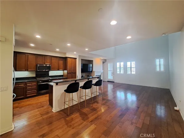 $4,750 | 402 Garonne Street, Oxnard, CA 93036