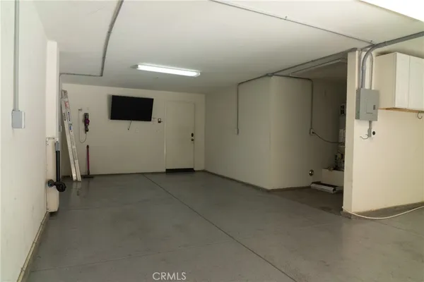 $4,750 | 402 Garonne Street, Oxnard, CA 93036