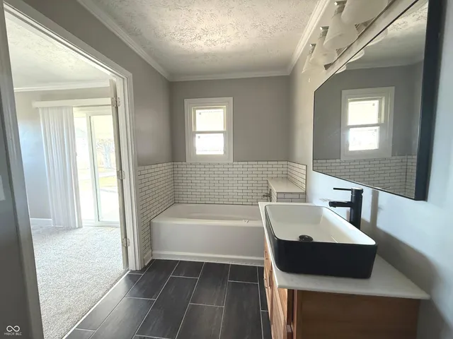 $352,000 | 2945 North 275th Street East, Crawfordsville, IN 47933