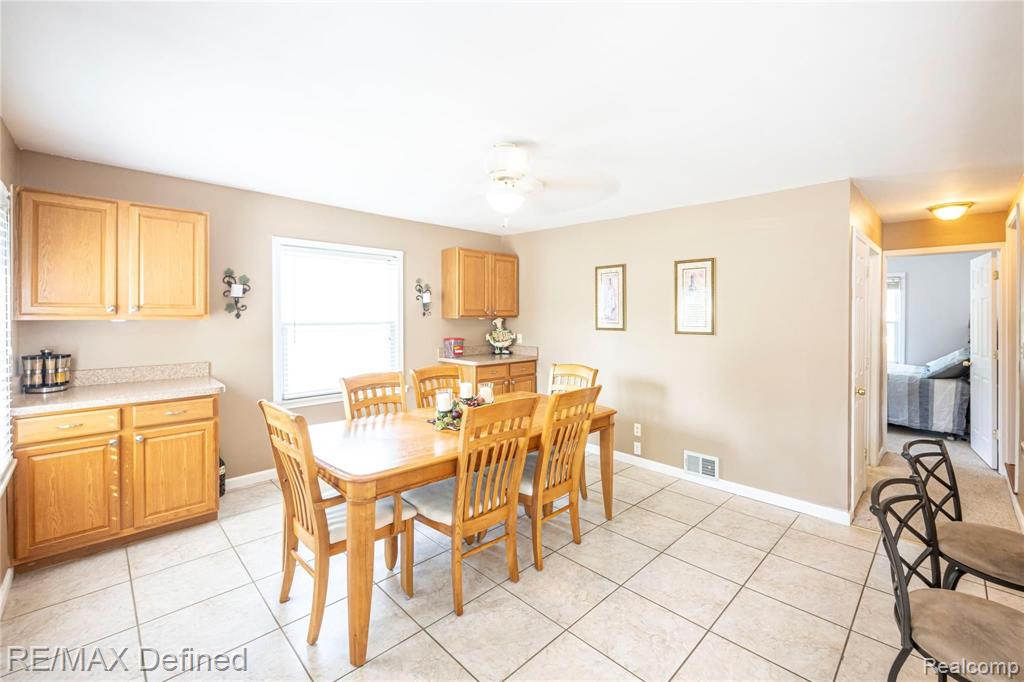 2583 Harrison Avenue Rochester Hills, MI 48307 - Photo 6 of 31