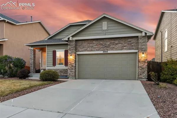 $575,000 | 4352 Canteen Trail, Colorado Springs, CO 80922