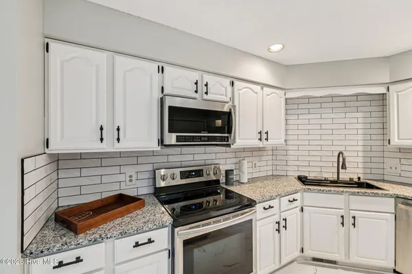 $460,000 | 965 Monticello Drive, Pinehurst, NC 28374
