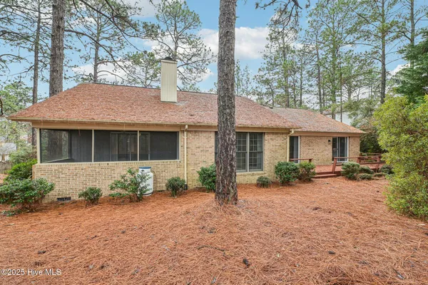 $460,000 | 965 Monticello Drive, Pinehurst, NC 28374