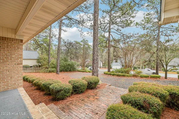 $460,000 | 965 Monticello Drive, Pinehurst, NC 28374