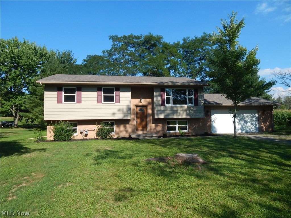 6048 Phillips Rice Road Cortland, OH 44410 - Photo 2 of 31 Gallery Image 2