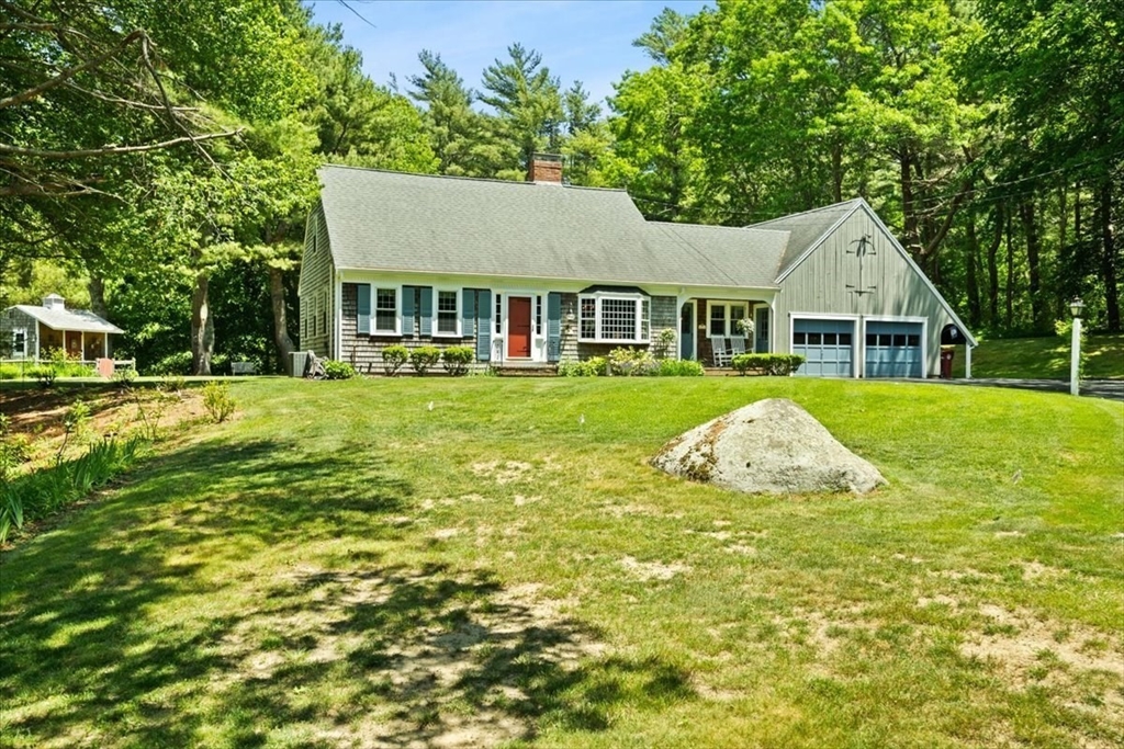71 East Main Street Middleboro, MA 02346 - Photo 2 of 35
