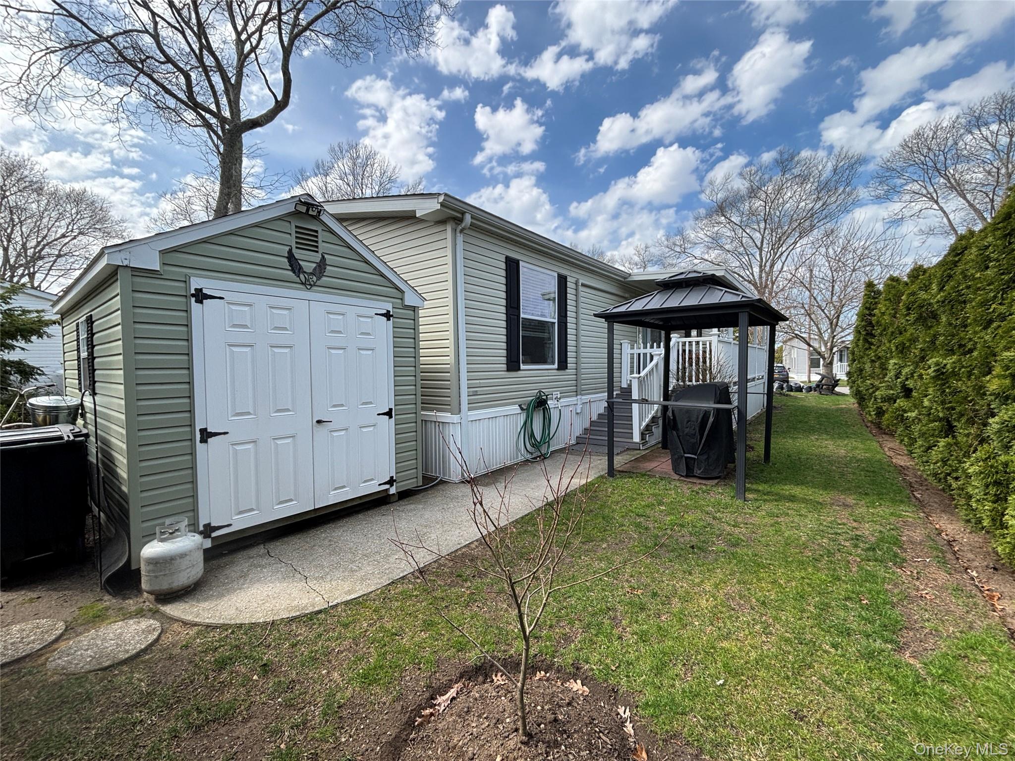 1661 Old Country Road, Unit 62 Riverhead, NY 11901 - Photo 34 of 36