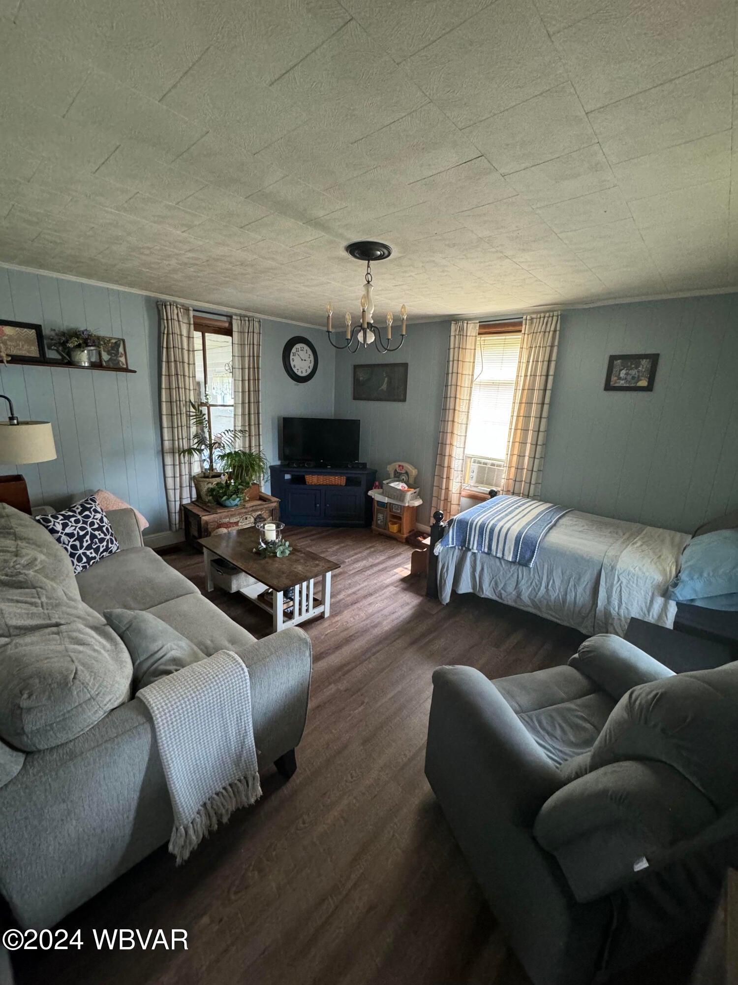 1298 Pinchtown Road Montgomery, PA 17752 - Photo 12 of 21 Living Room