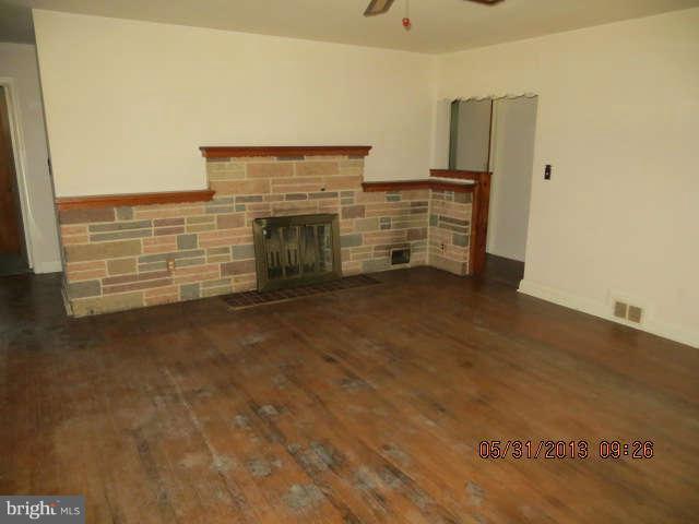 315 Old Freeland Road Freeland, MD 21053 - Photo 8 of 11 Living Room