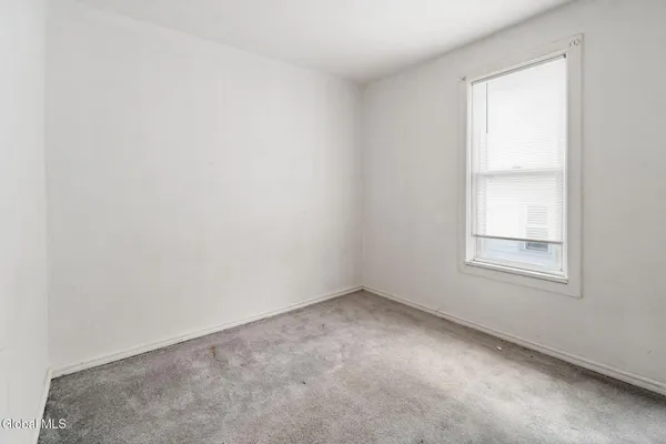 $157,900 | Undisclosed Address, Gloversville, NY 12078
