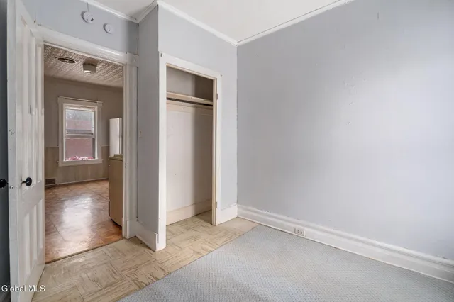 $157,900 | Undisclosed Address, Gloversville, NY 12078