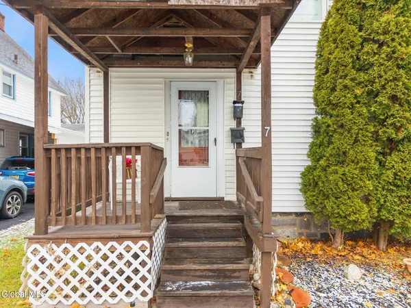 $157,900 | Undisclosed Address, Gloversville, NY 12078