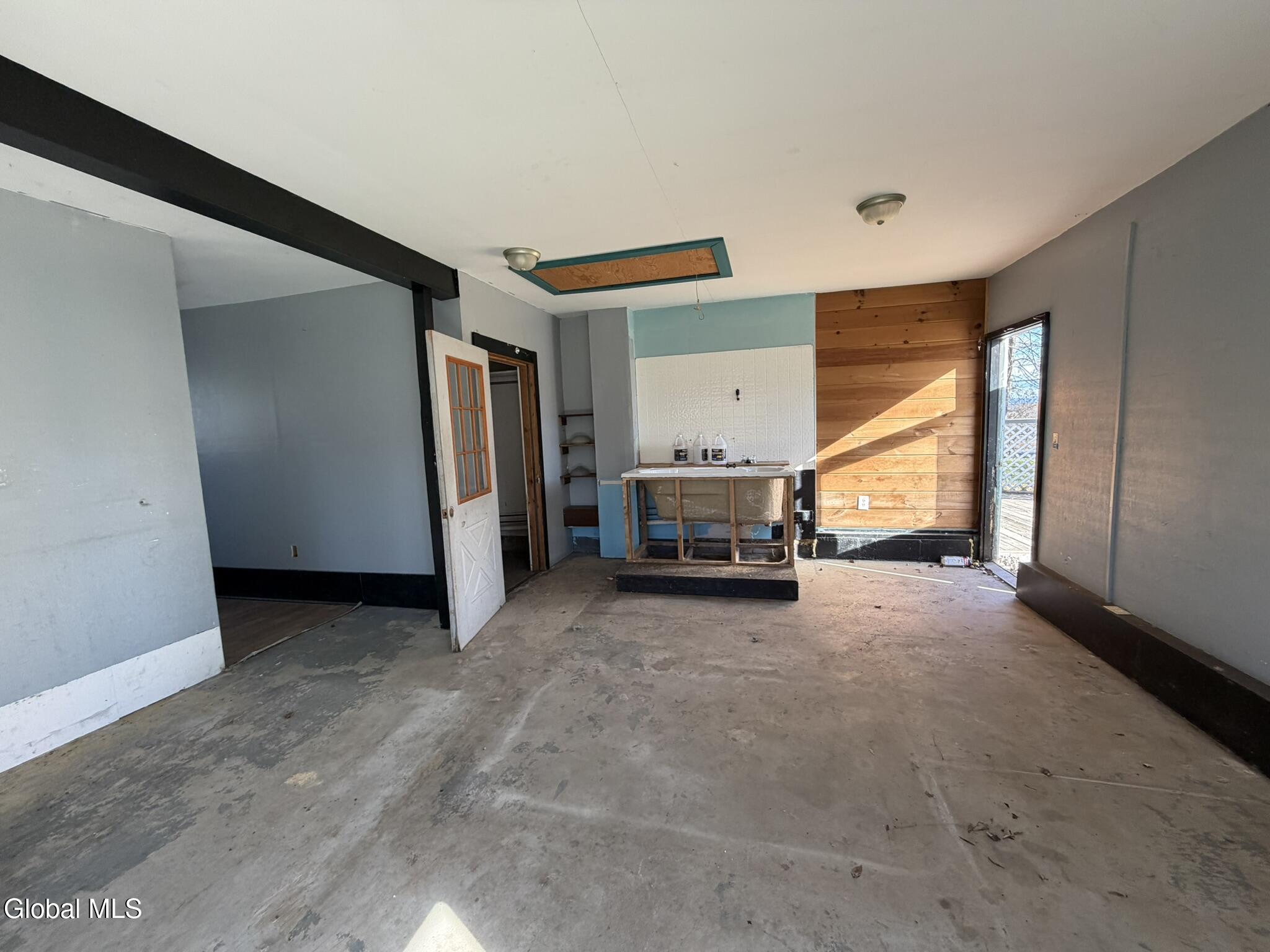 1361 Nys Rte 9n Ticonderoga, NY 12883 - Photo 12 of 29 965C1698-FB1C-410F-A1F9-3E6873141086_1_1