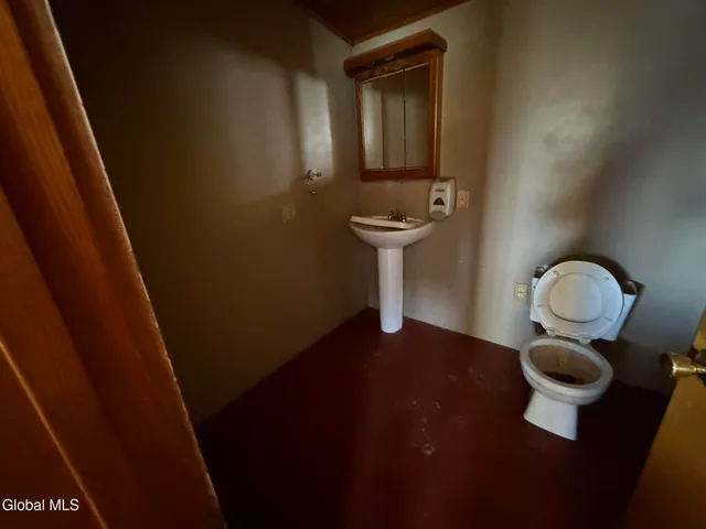 $144,900 | 1361 Nys Rte 9n, Ticonderoga, NY 12883